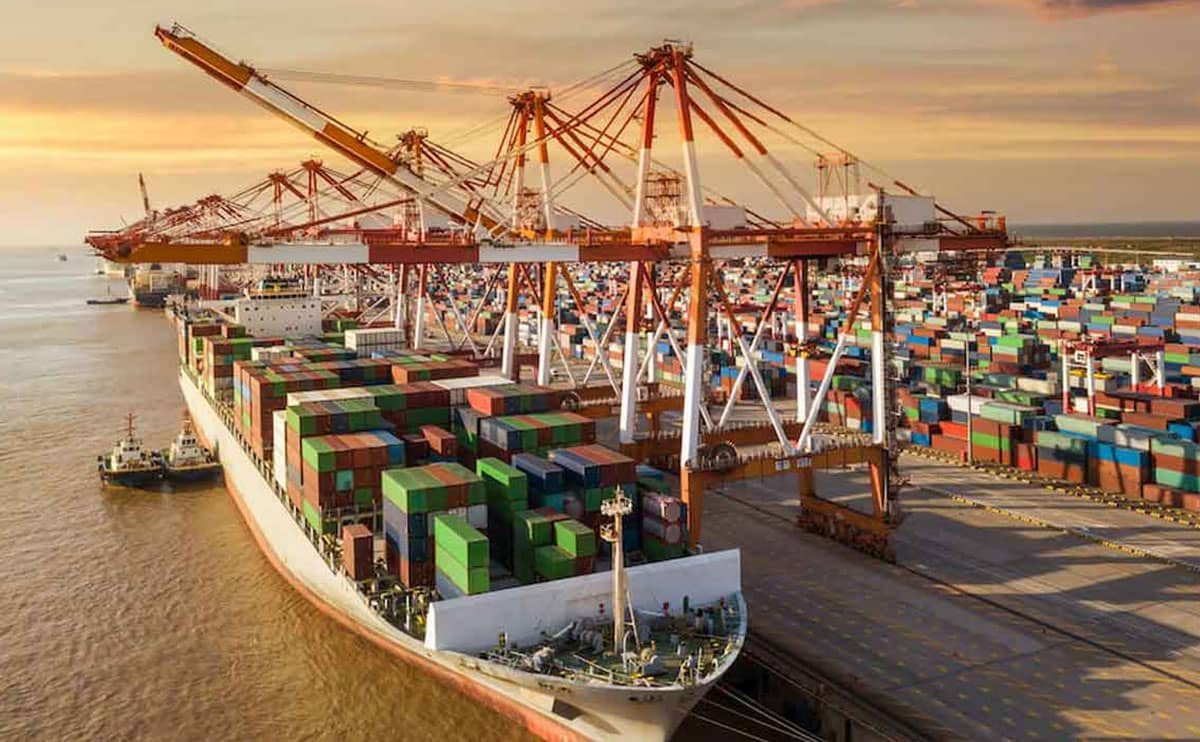 صفر تا صد ارسال بار از دبی به ایران (انوع روش ها و هزینه ها)