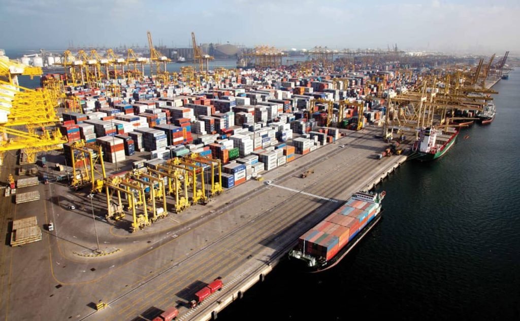 حمل بار دریایی به دبی در ۱۰ قدم