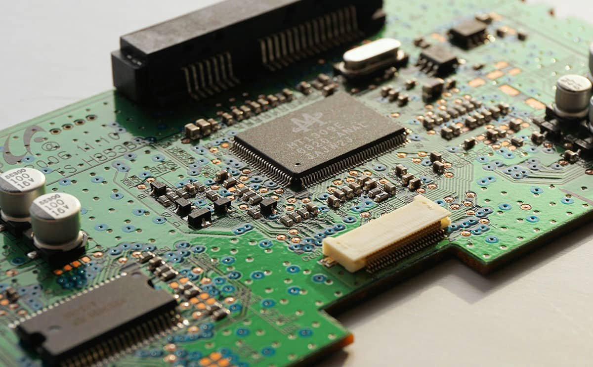 راهنمای واردات و ترخیص برد الکترونیکی