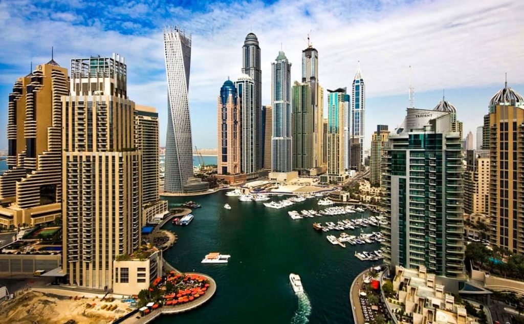 راهنمای کامل اخذ ویزای تجاری دبی