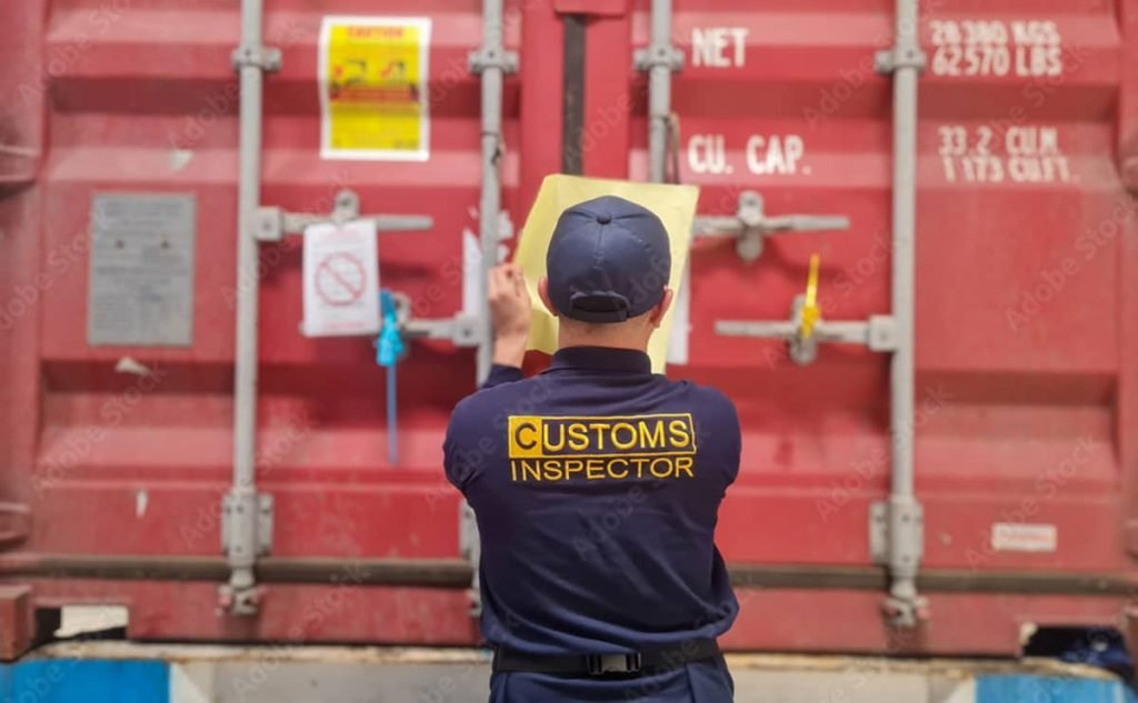 توقف کالا در گمرک