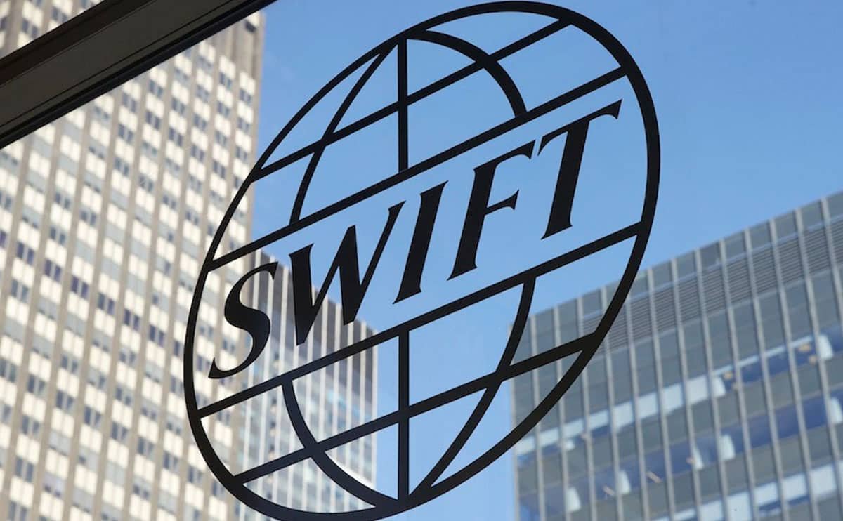 سویفت چیست و چه کاربردی دارد؟