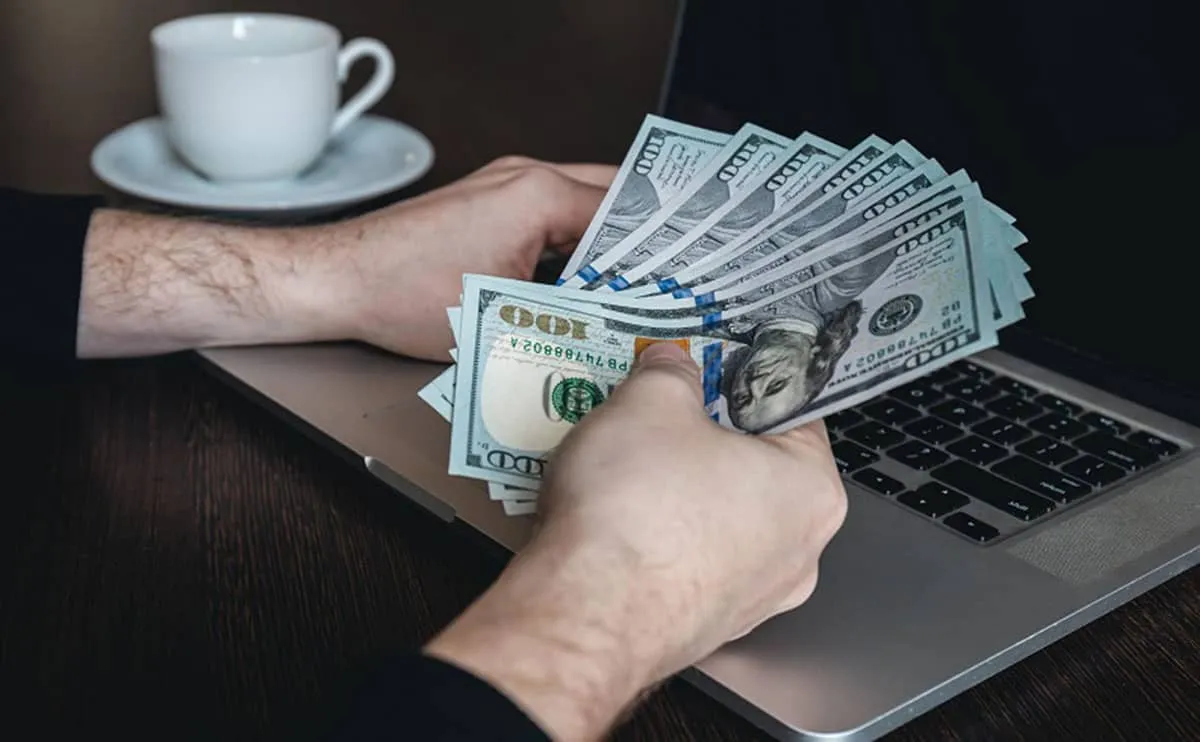 کسب درآمد دلاری از آمازون در هر نقطه‌ای از جهان!