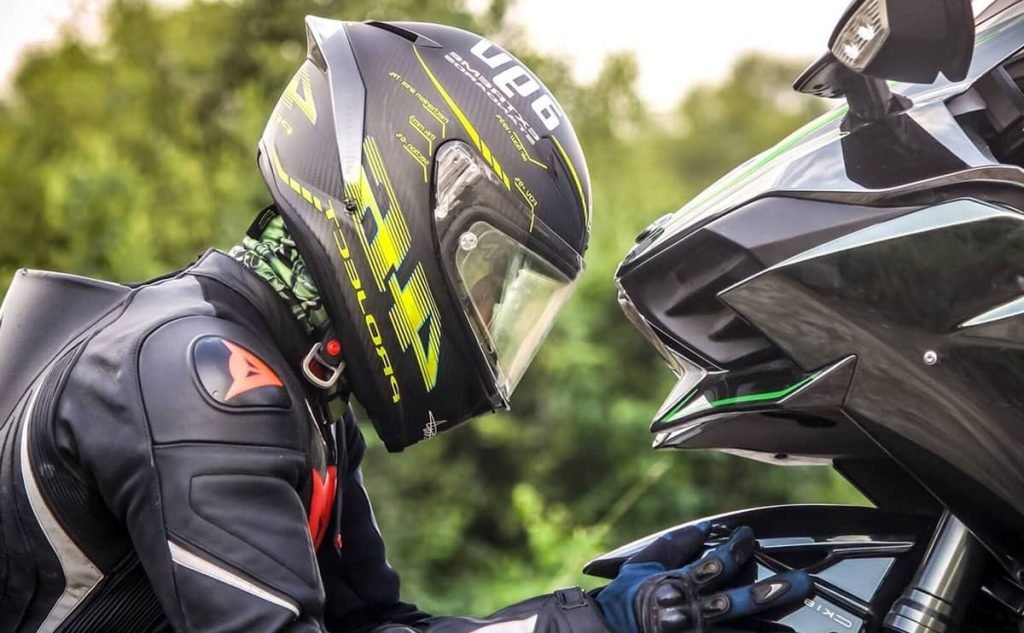 صفر تا صد واردات کلاه کاسکت و ایمنی