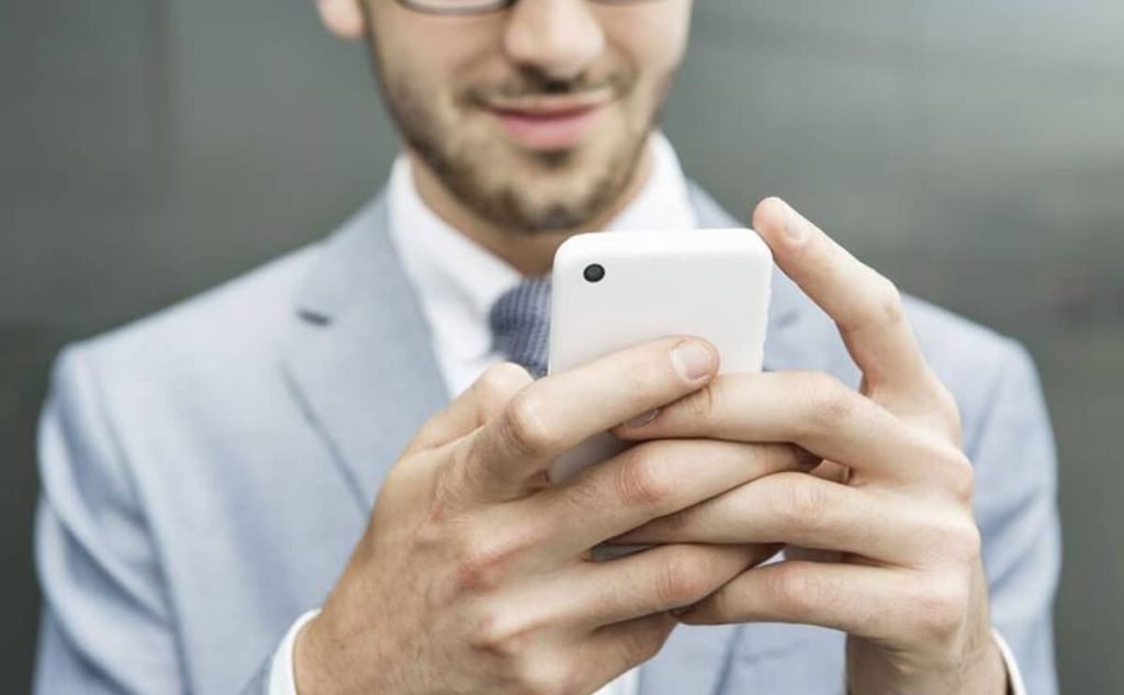 اظهارنامه گمرکی تلفن همراه مسافری چیست؟