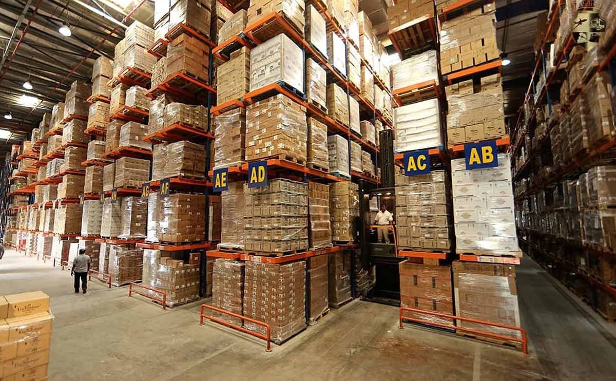 اهمیت هزینه های انبارداری وارداتی برای تجار