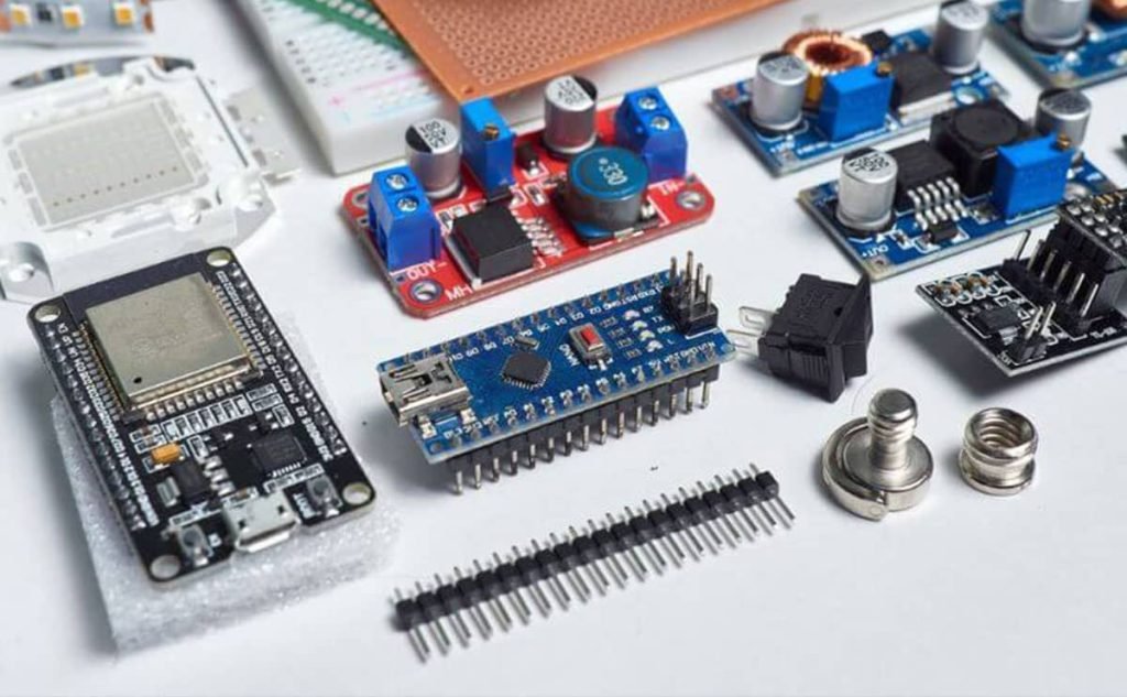 واردات قطعات الکترونیکی از چین