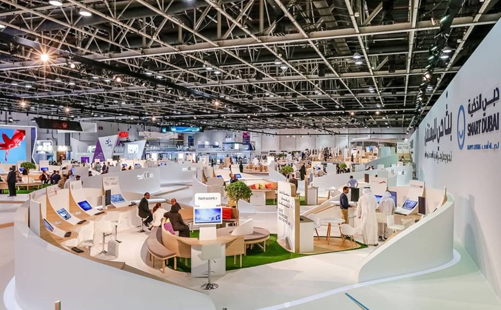 چگونه با شرکت‌ های خارجی در نمایشگاه دبی ارتباط بگیریم؟