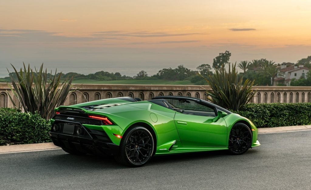 2020-lamborghini-huracan-evo-spyder-drive-113-1564544746