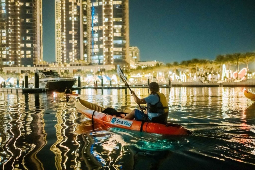 dubai-sunset-night-dubai-creek-kayak-tour-2915120