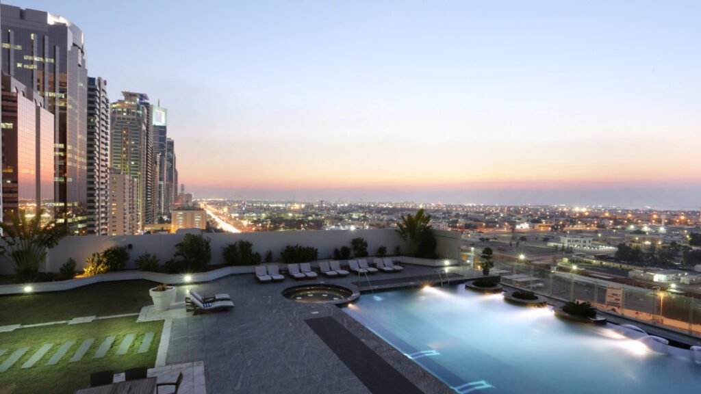 64080325-H1-Swimming_Pool_-_Evening_Shot_(1)