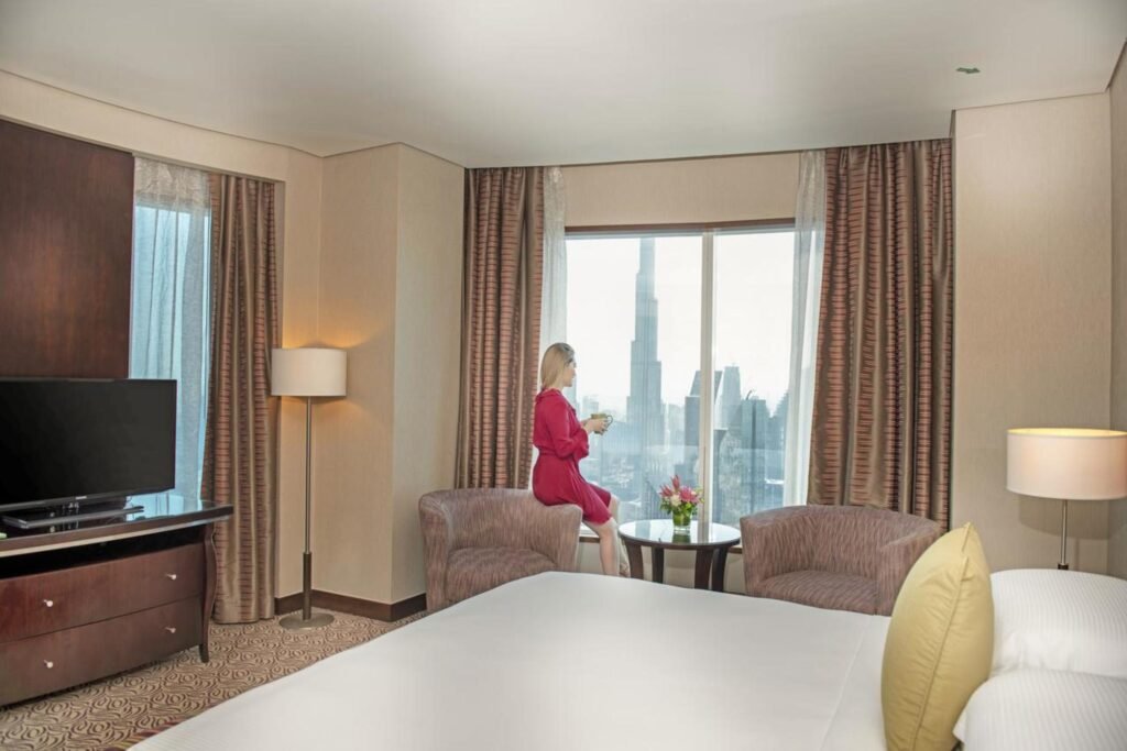 kingroom_3burjview_xtzvgm